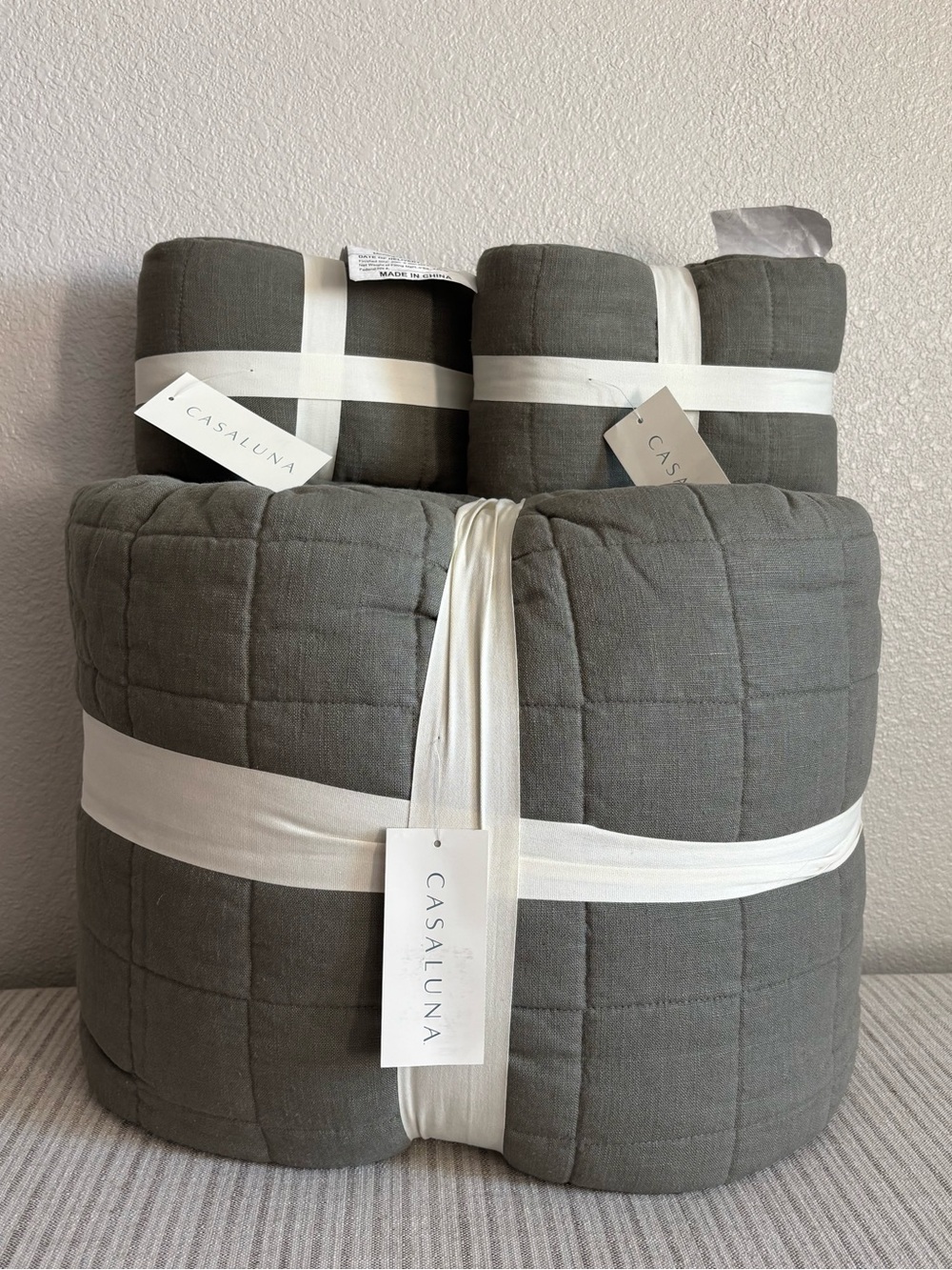 NWT King Heavyweight Linen Blend Quilt + 2 King Shams Olive Green - Casaluna